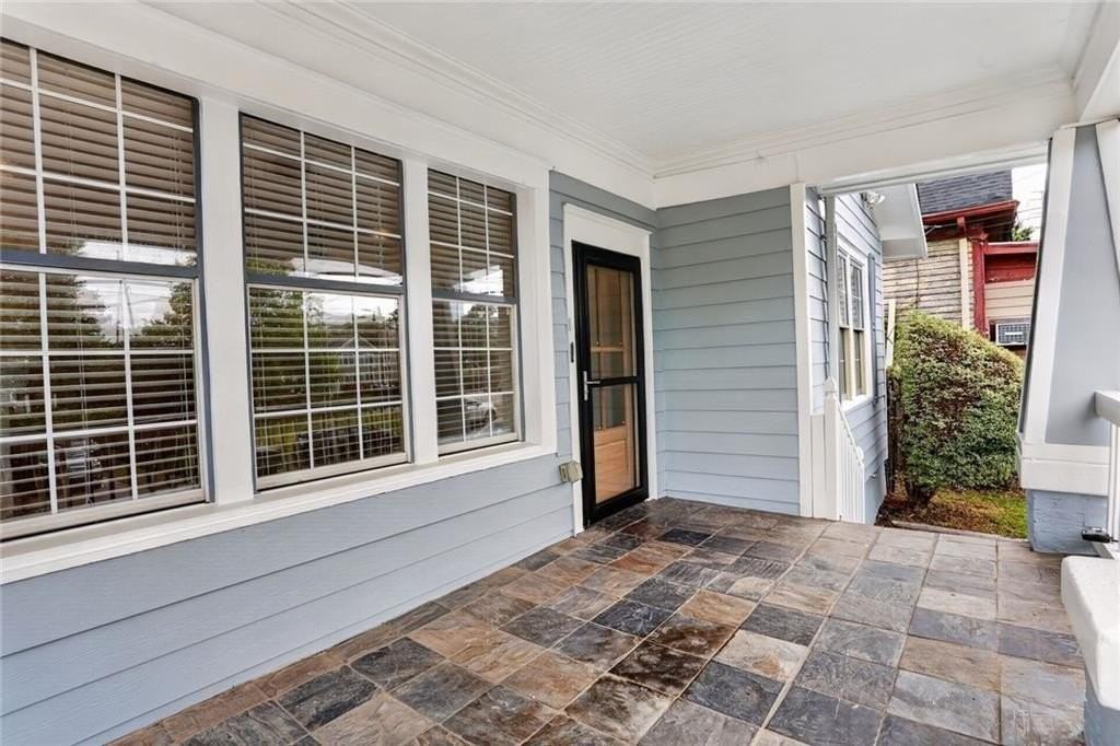 585 Jones Ave Nw - Photo 2 of 28