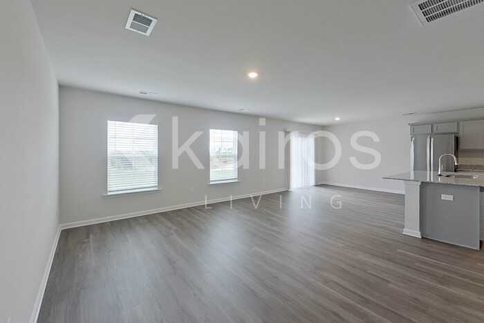 45 Springdale Rd - Photo 5 of 30