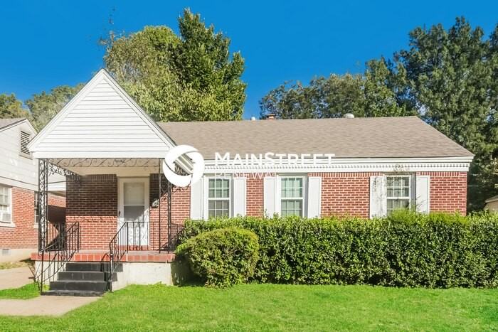 628 Buck St