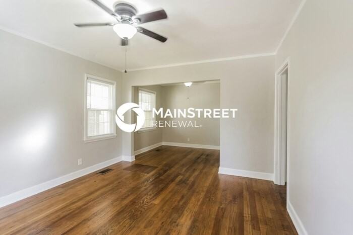 628 Buck St - Photo 4 of 16