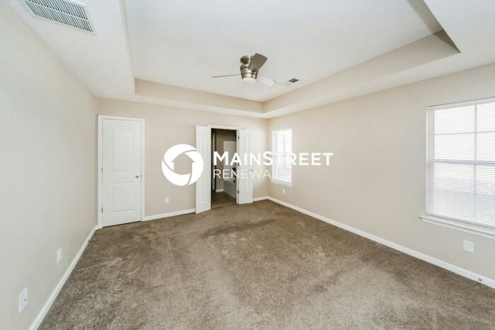 10050 Mill Hill Ave - Photo 7 of 18