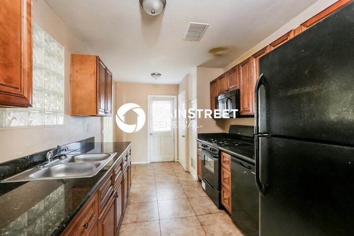 1811 W Mohave St - Photo 7 of 16