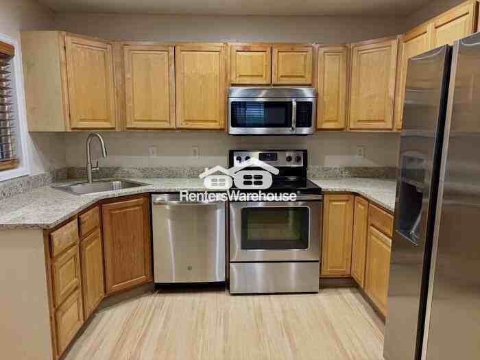 13575 E 13th Ave - Photo 6 of 18