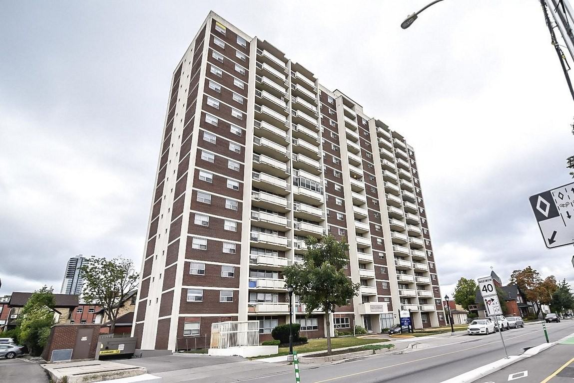 Alexandrian Apartments - Photo 2 of 16
