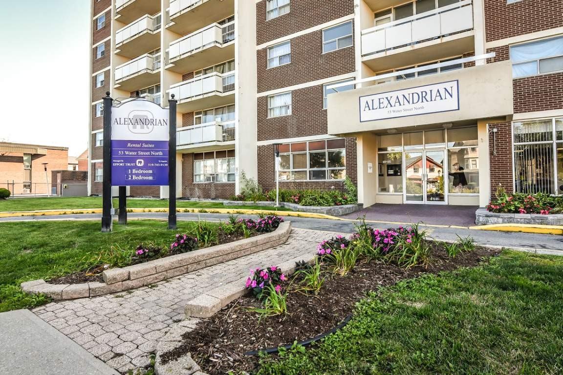 Alexandrian Apartments - Photo 3 of 16