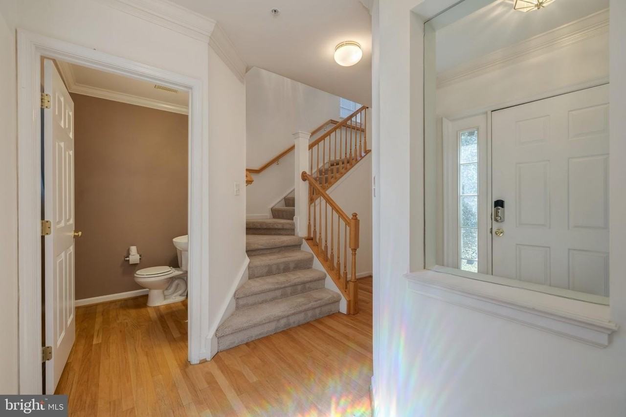 5821 Pearson Ln - Photo 2 of 21