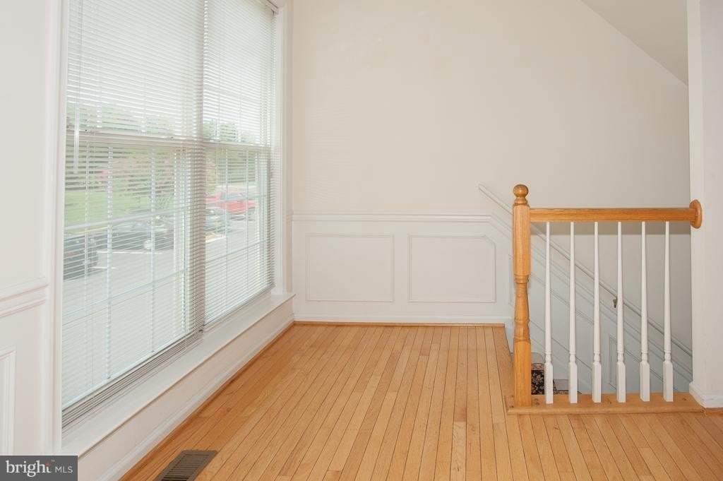 6862 Alicia Ct - Photo 2 of 30