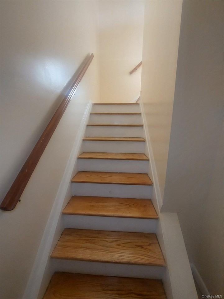 1123 Schenectady Ave - Photo 3 of 13