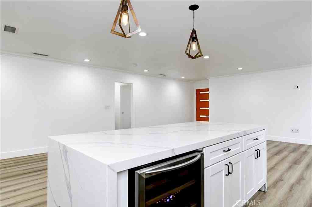 641 Joann St - Photo 7 of 50