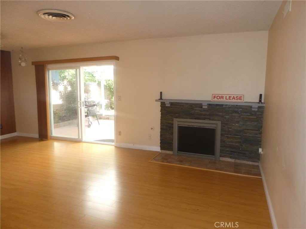 8208 Kentland Ave - Photo 2 of 25