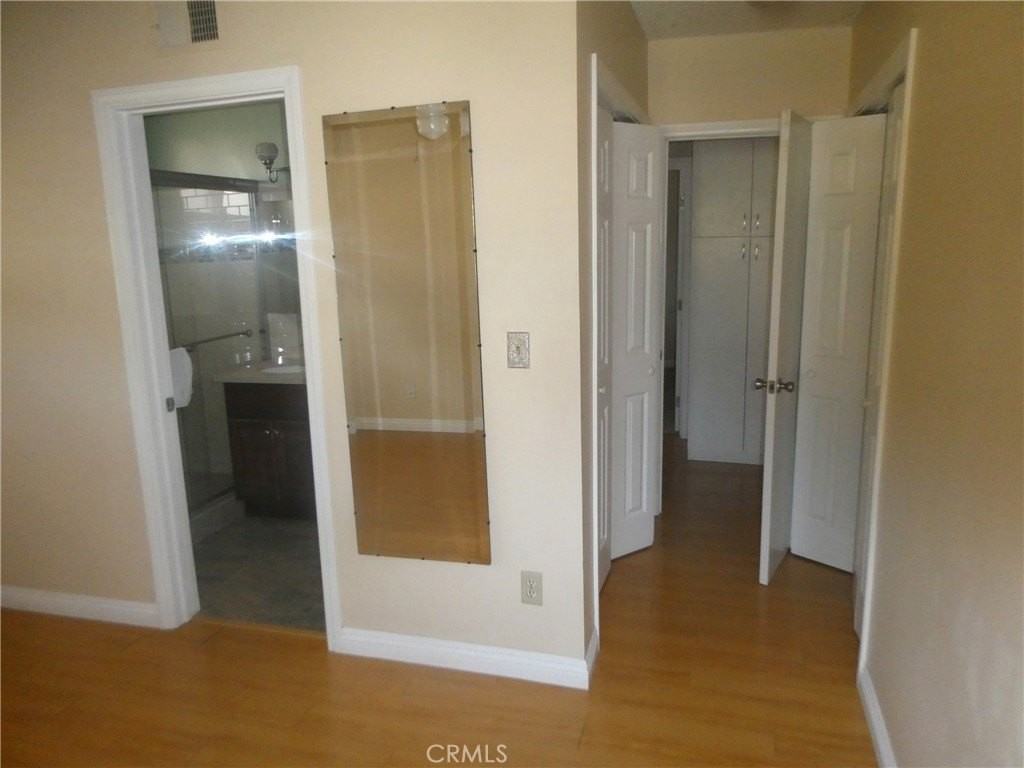8208 Kentland Ave - Photo 6 of 25
