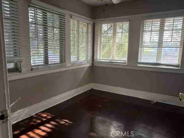119 Acacia Ave - Photo 4 of 5