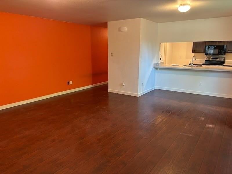 4744 Stokes St - Photo 4 of 20