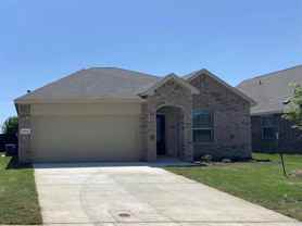 5452 Montrose Dr - Photo 1 of 1