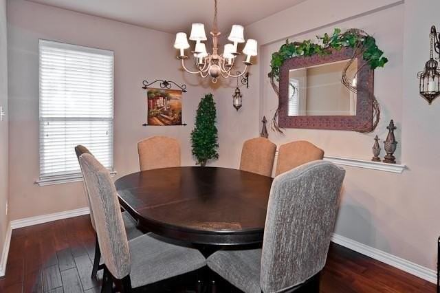 10137 Sanden Dr - Photo 3 of 23