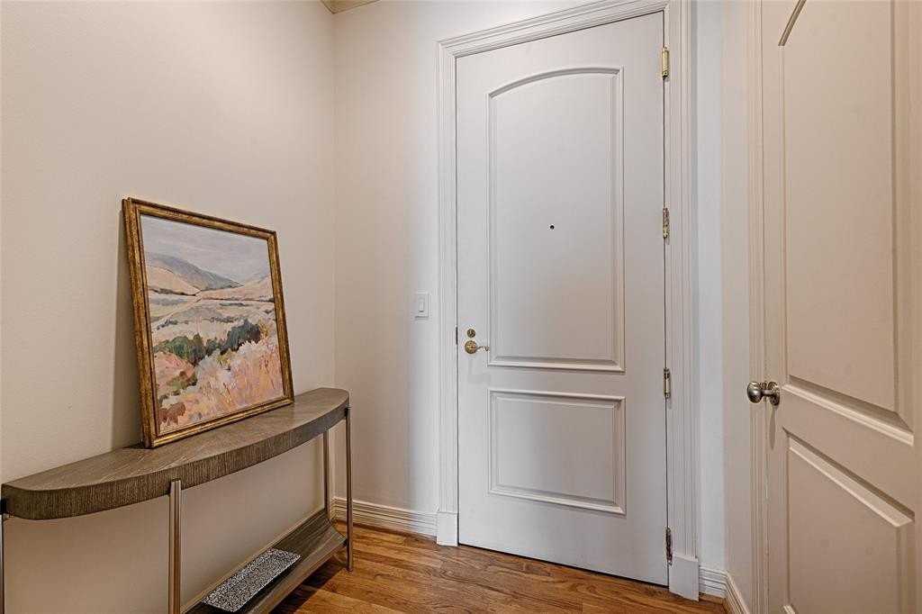 2828 Hood St #1008 - Photo 3 of 36