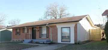 featured image of 4310 Pineridge Dr