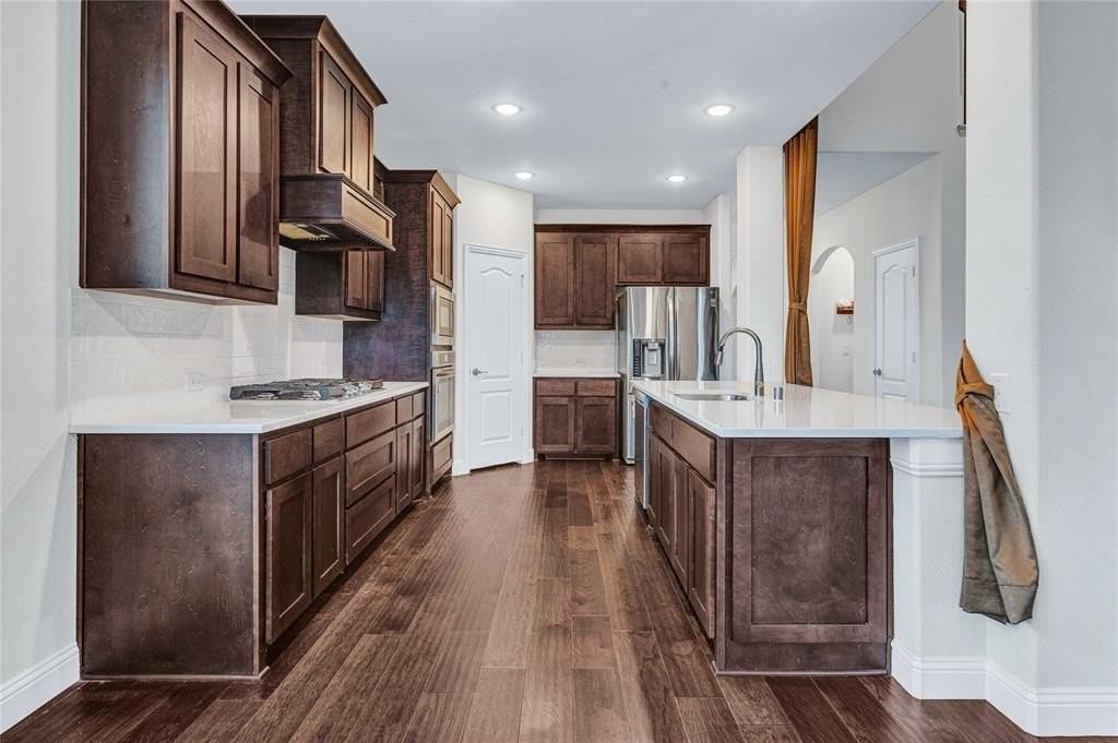 1228 Arrowwood Dr - Photo 7 of 29