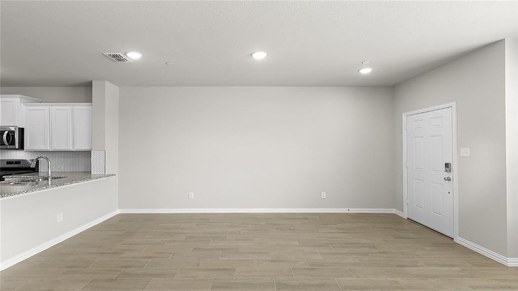 1205 Morgan Dr - Photo 2 of 20