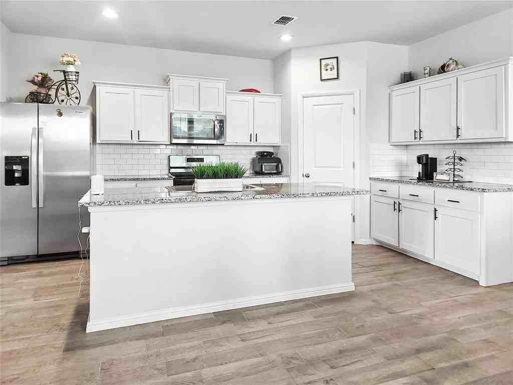 8528 Berry Crest St - Photo 5 of 28
