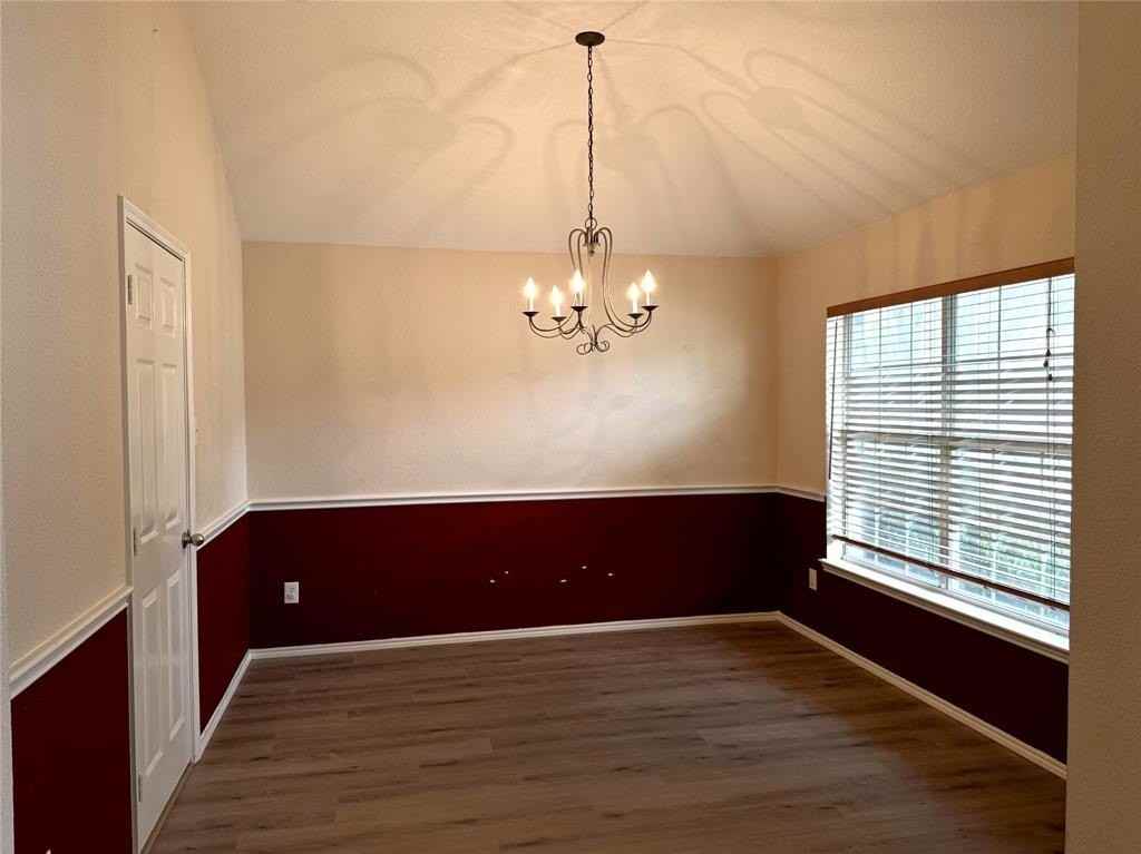 6924 Willow Crest Dr - Photo 3 of 12