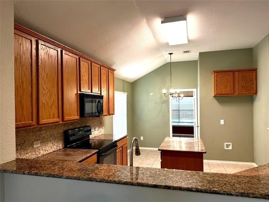 6924 Willow Crest Dr - Photo 6 of 12