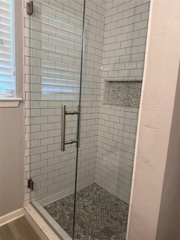 5805 Crestwood Cir W - Photo 7 of 7