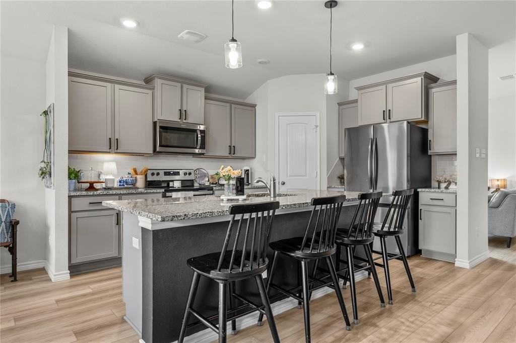 5717 Berkley Heights Dr - Photo 5 of 23