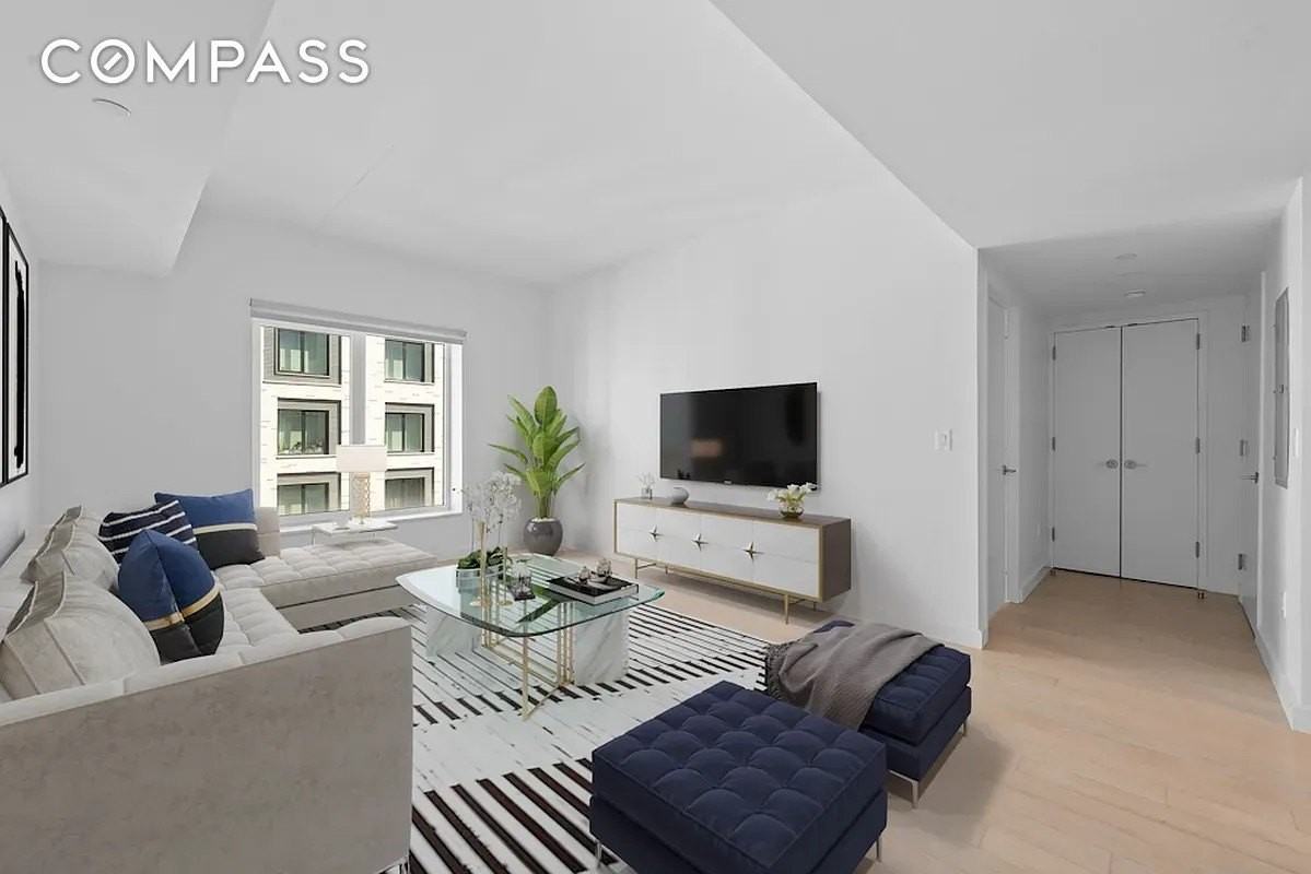 350 Clarkson Ave #522 - Photo 3 of 21