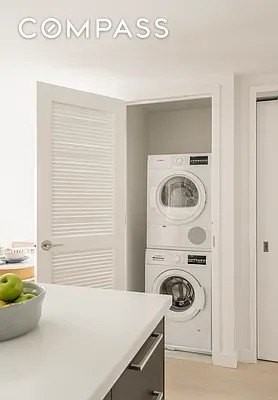 350 Clarkson Ave #802 - Photo 5 of 24