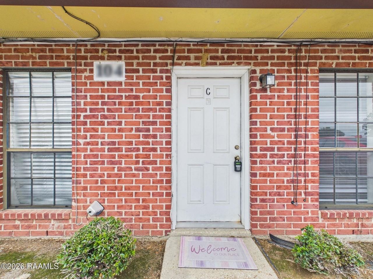 104 Country Ln #C - Photo 3 of 19