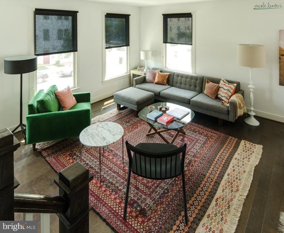 808 N Alfred St - Photo 6 of 25
