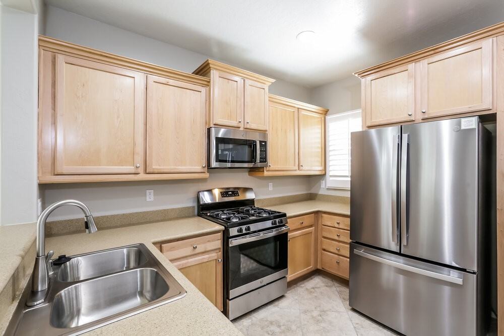 6166 Jutland Ave - Photo 6 of 16
