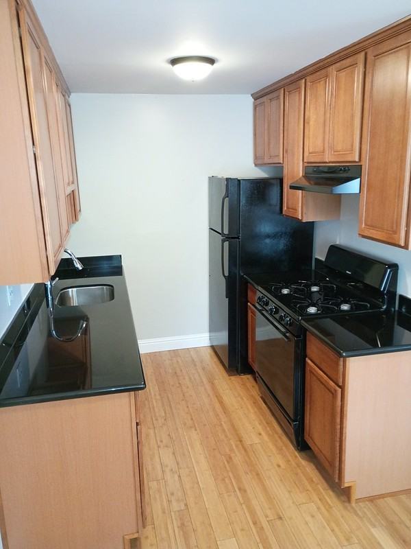 600 Alhambra WayUnit 28 #28 - Photo 3 of 9