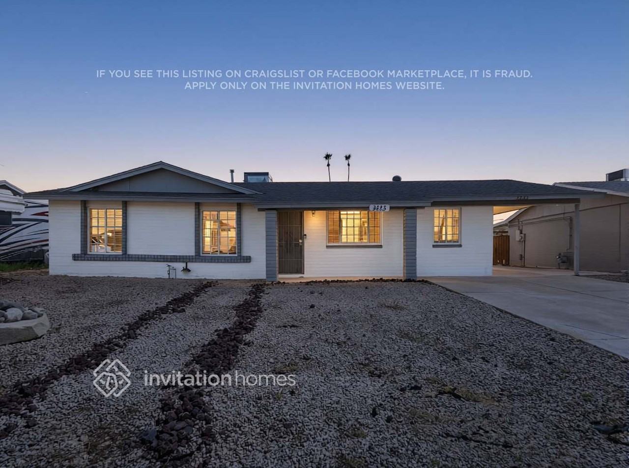 3843 W Bloomfield Rd