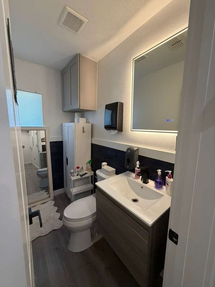 321 14th Ave S #4 - Photo 5 of 14