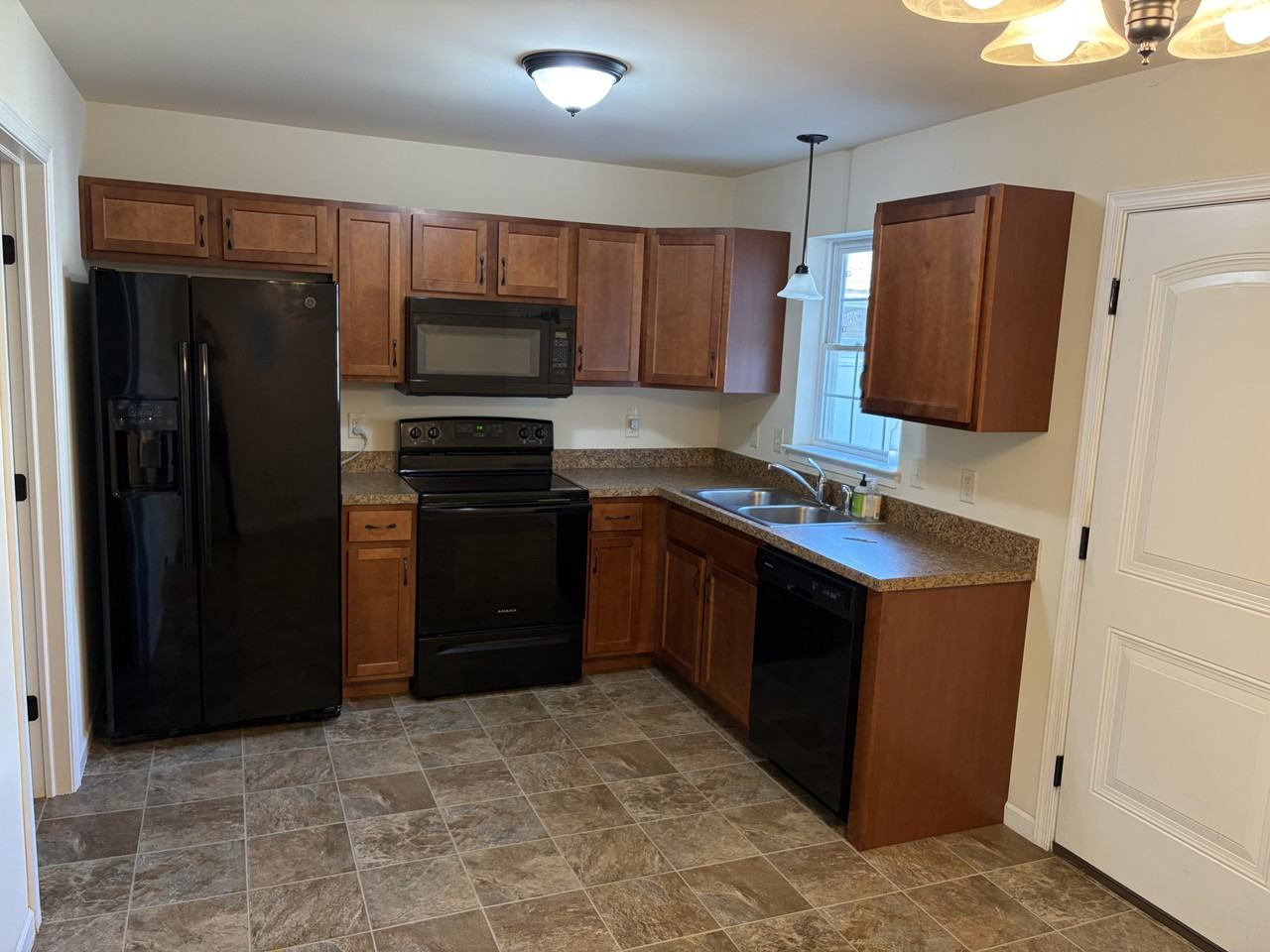 Byler Cir #530 - Photo 6 of 20