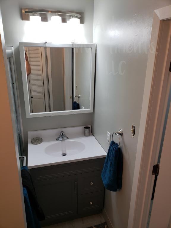 26 1/2 N Broadway St - Photo 4 of 8