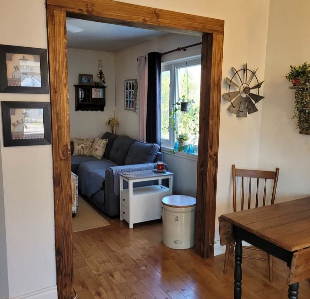 198 Pine Street - Photo 7 of 13
