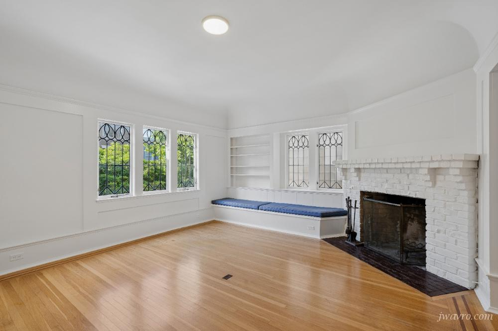 2268 Jackson St - Photo 3 of 18