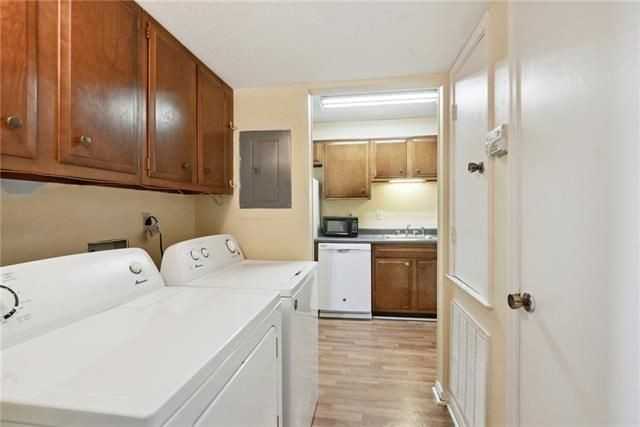 53 Antigua Dr ##D - Photo 6 of 11