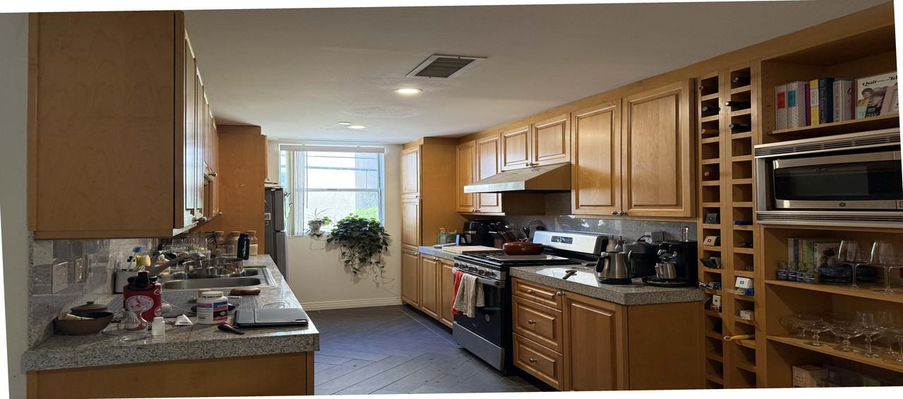 424 South Holt Avenue #101 - Photo 3 of 13