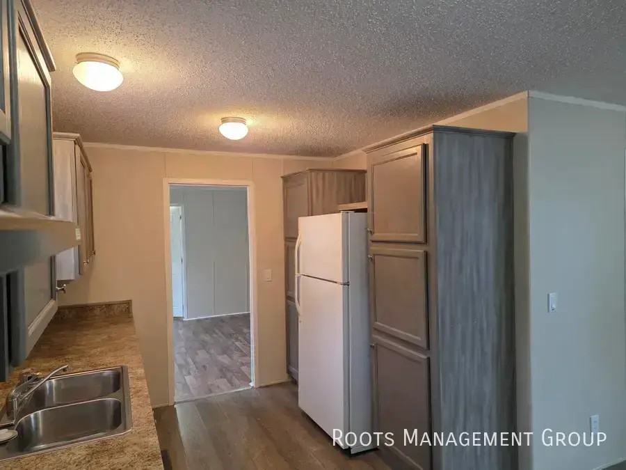 2000 Driftwood St #2000D - Photo 2 of 15