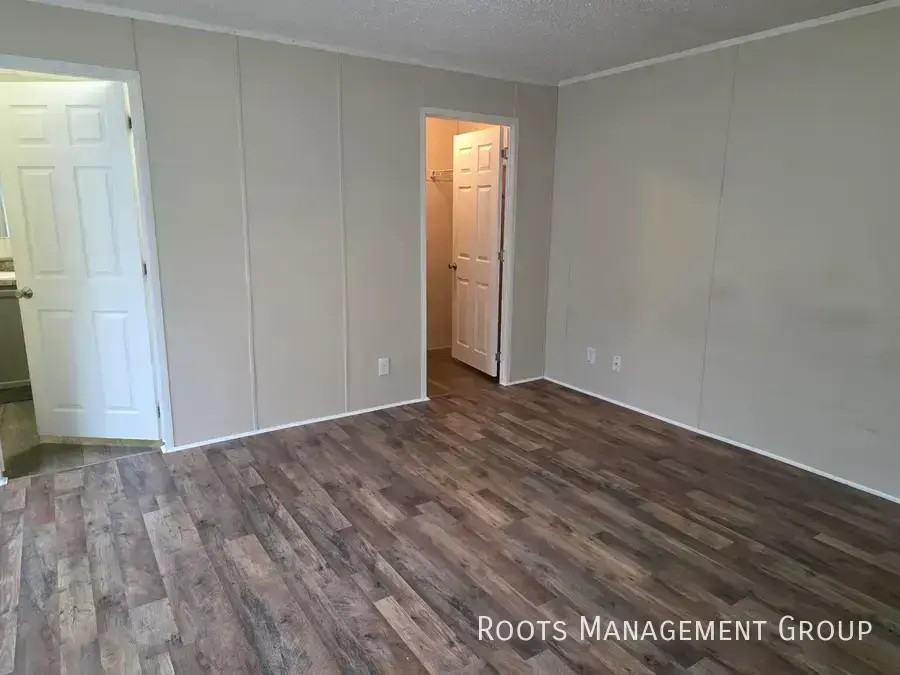 2000 Driftwood St #2000D - Photo 6 of 15