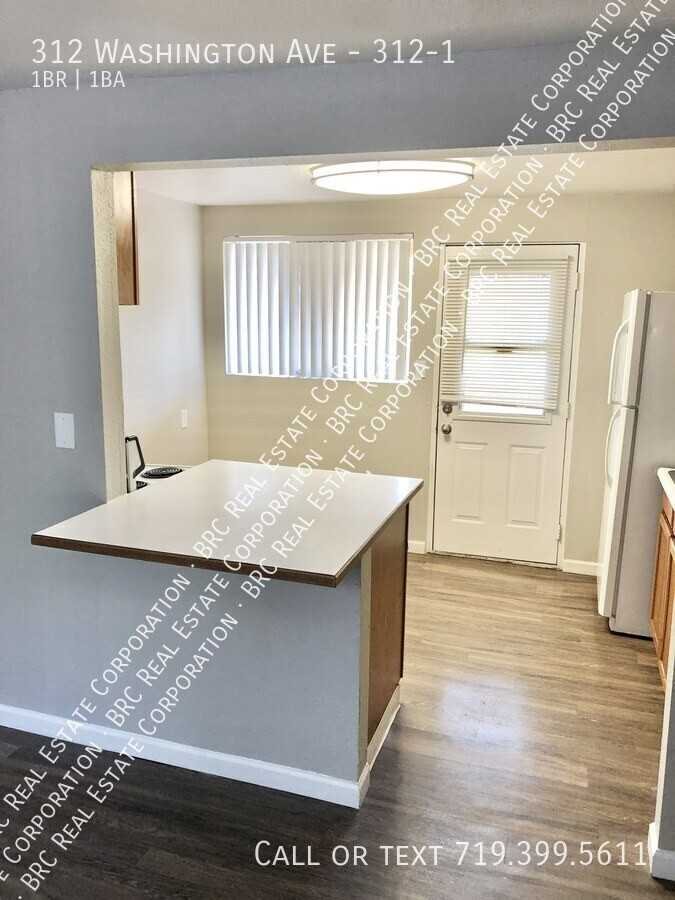 312 Washington Ave #312-1 - Photo 2 of 11