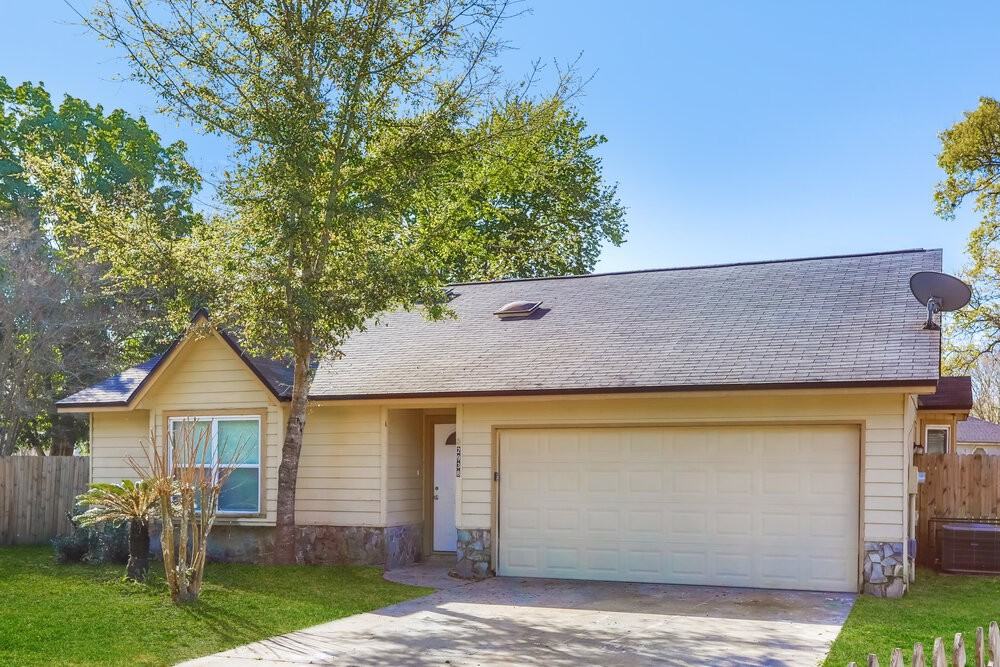 2938 Seans Ct - Photo 2 of 25