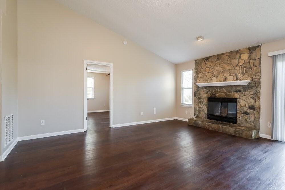2938 Seans Ct - Photo 6 of 25
