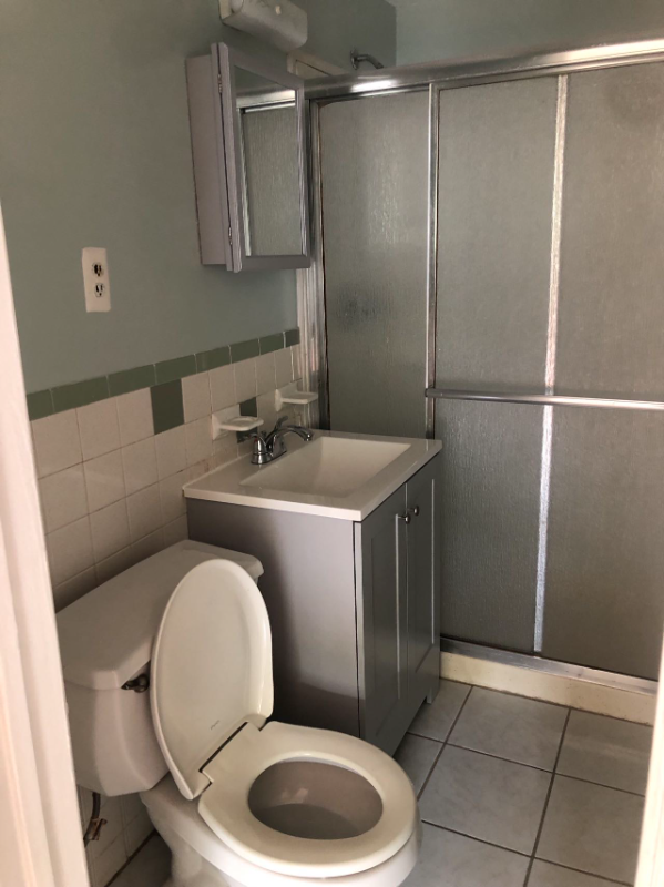 387 College Dr - Photo 6 of 13