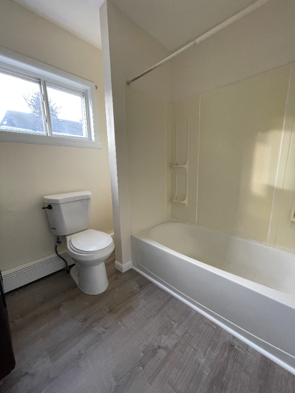 80 Main St - Photo 3 of 25