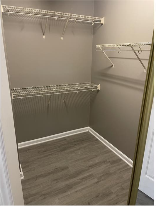 2441 Bay Harbor Dr - Photo 3 of 20